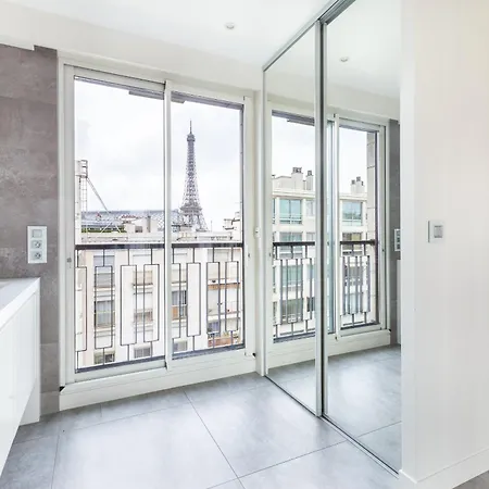 Luxury Eiffel Tower View - 16 Apartment Paris